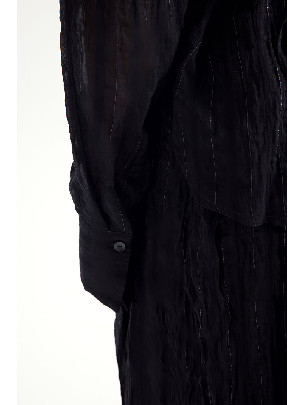 Vesper Üçgen Kesim Bağlamalı Siyah Gömlek-7