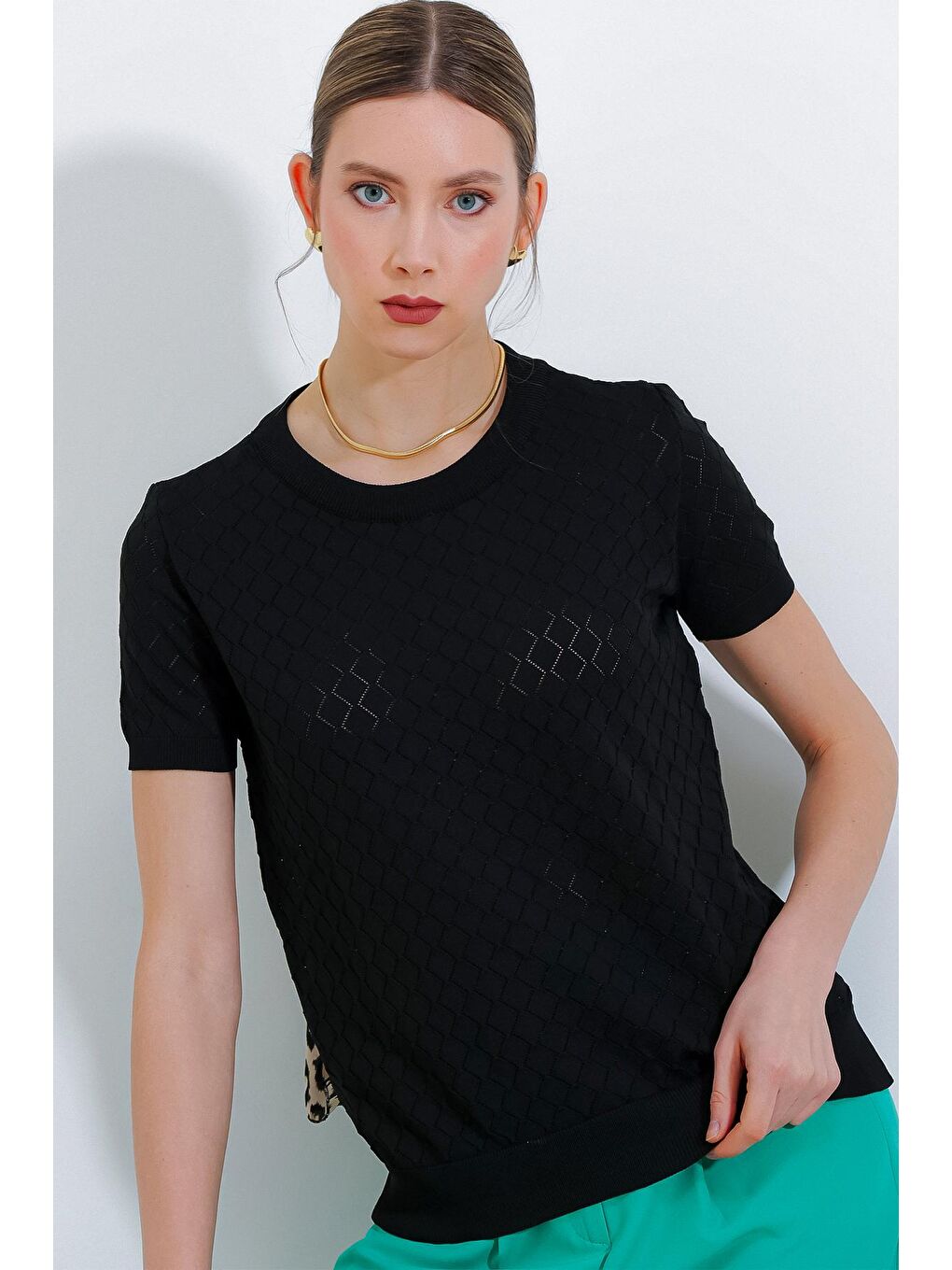 Kadın Siyah Bisiklet Yaka Basic Tişört 15867-1