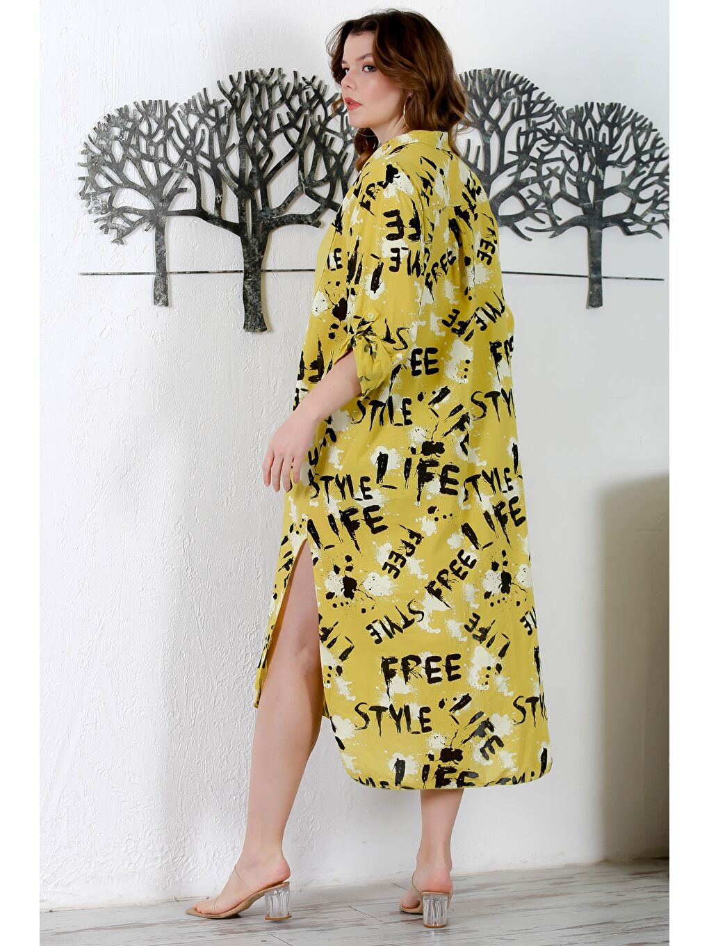 Sarı İtalyan Hardal Rengi Gömlek Yaka Düğmeli Uzun Kollu Çift Cepli Allover Baskılı Dokuma Elbise 130 65-7