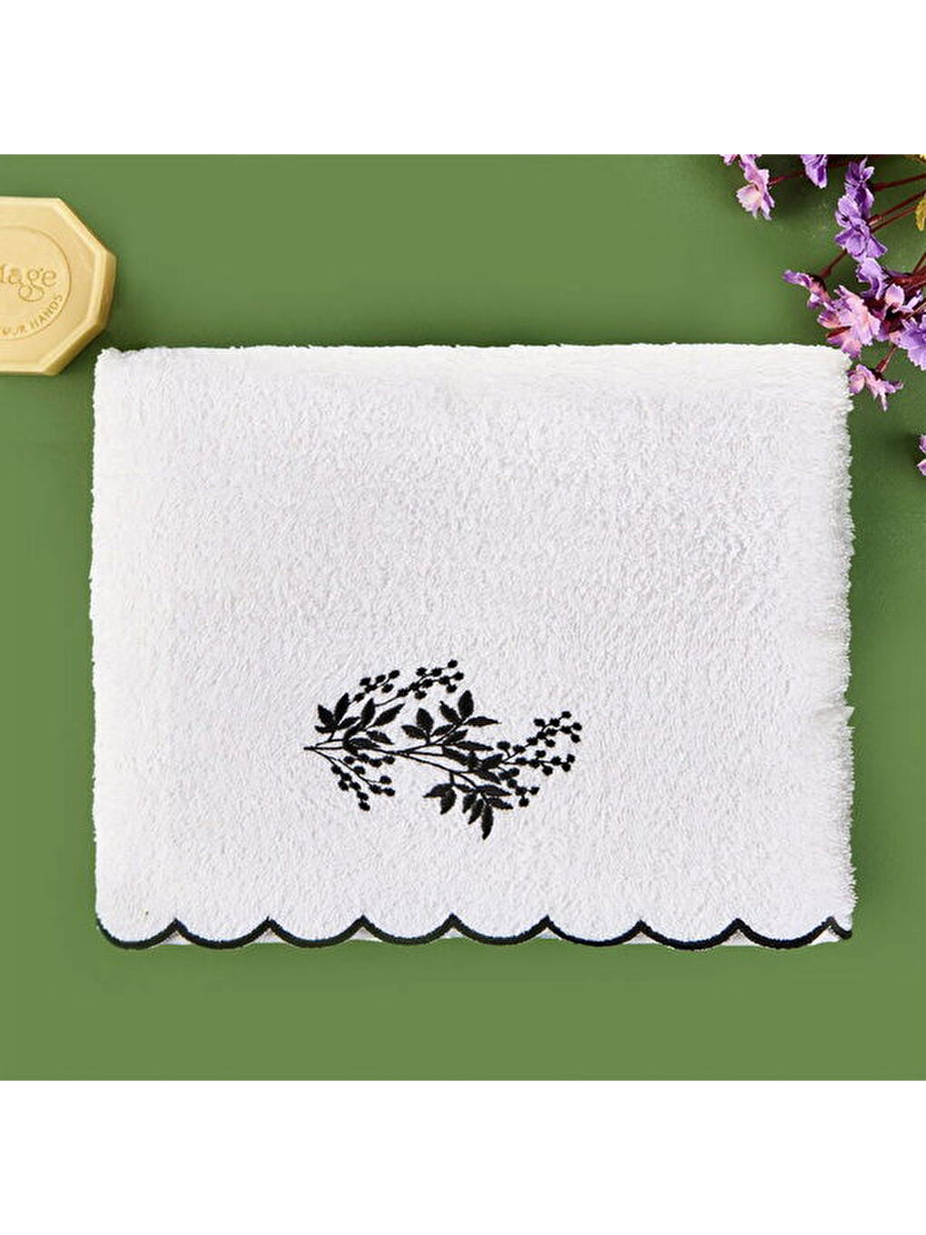 Lila Soft French Cottage Onda Yüz Havlusu - Ekru / Siyah - 50x90 cm