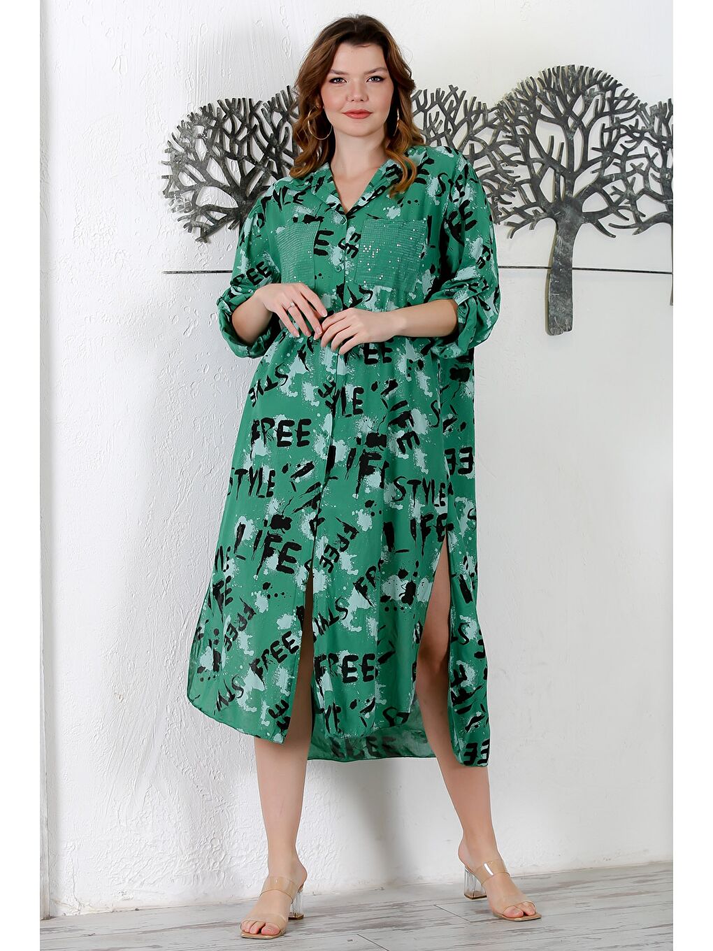 İtalyan Koyu Yeşil Gömlek Yaka Düğmeli Uzun Kollu Çift Cepli Allover Baskılı Dokuma Elbise 130 65-3