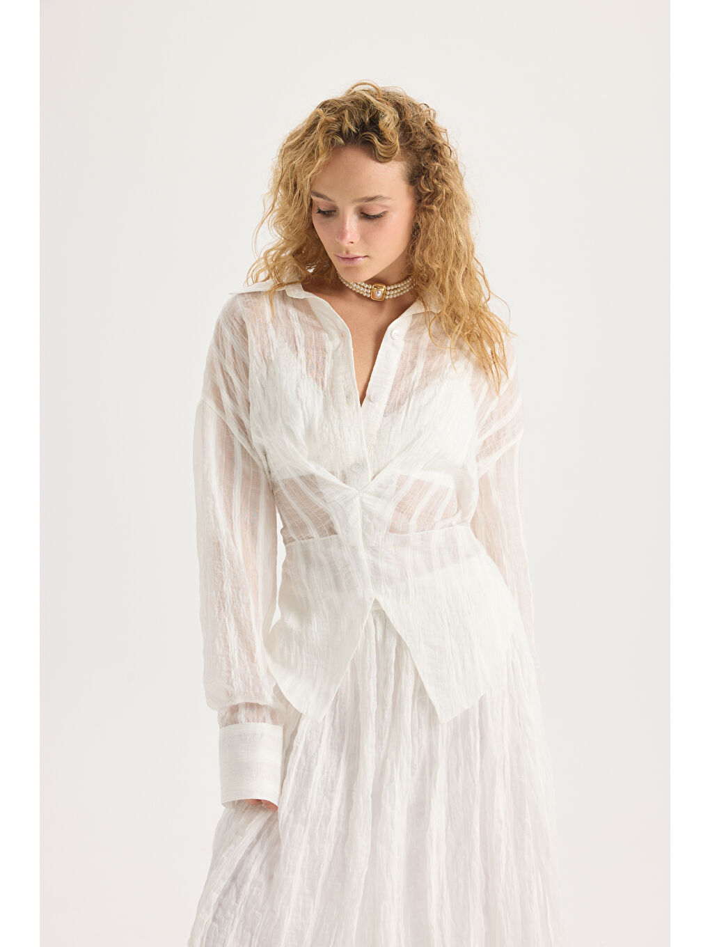 Vesper Üçgen Kesim Bağlamalı Ekru Gömlek