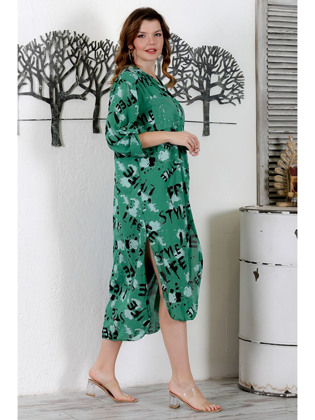 İtalyan Koyu Yeşil Gömlek Yaka Düğmeli Uzun Kollu Çift Cepli Allover Baskılı Dokuma Elbise 130 65-5