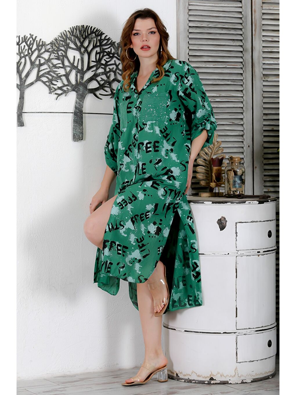 İtalyan Koyu Yeşil Gömlek Yaka Düğmeli Uzun Kollu Çift Cepli Allover Baskılı Dokuma Elbise 130 65-6