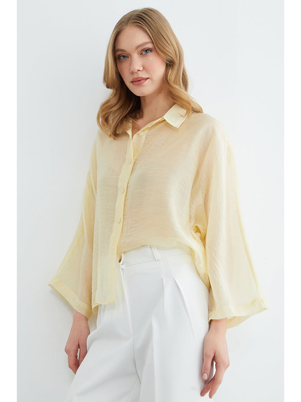 Sarı Jakarlı Kapri Kol Transparan Gömlek