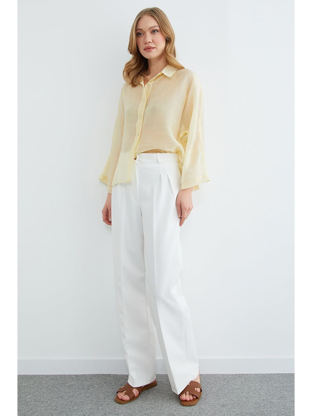 Sarı Jakarlı Kapri Kol Transparan Gömlek-2