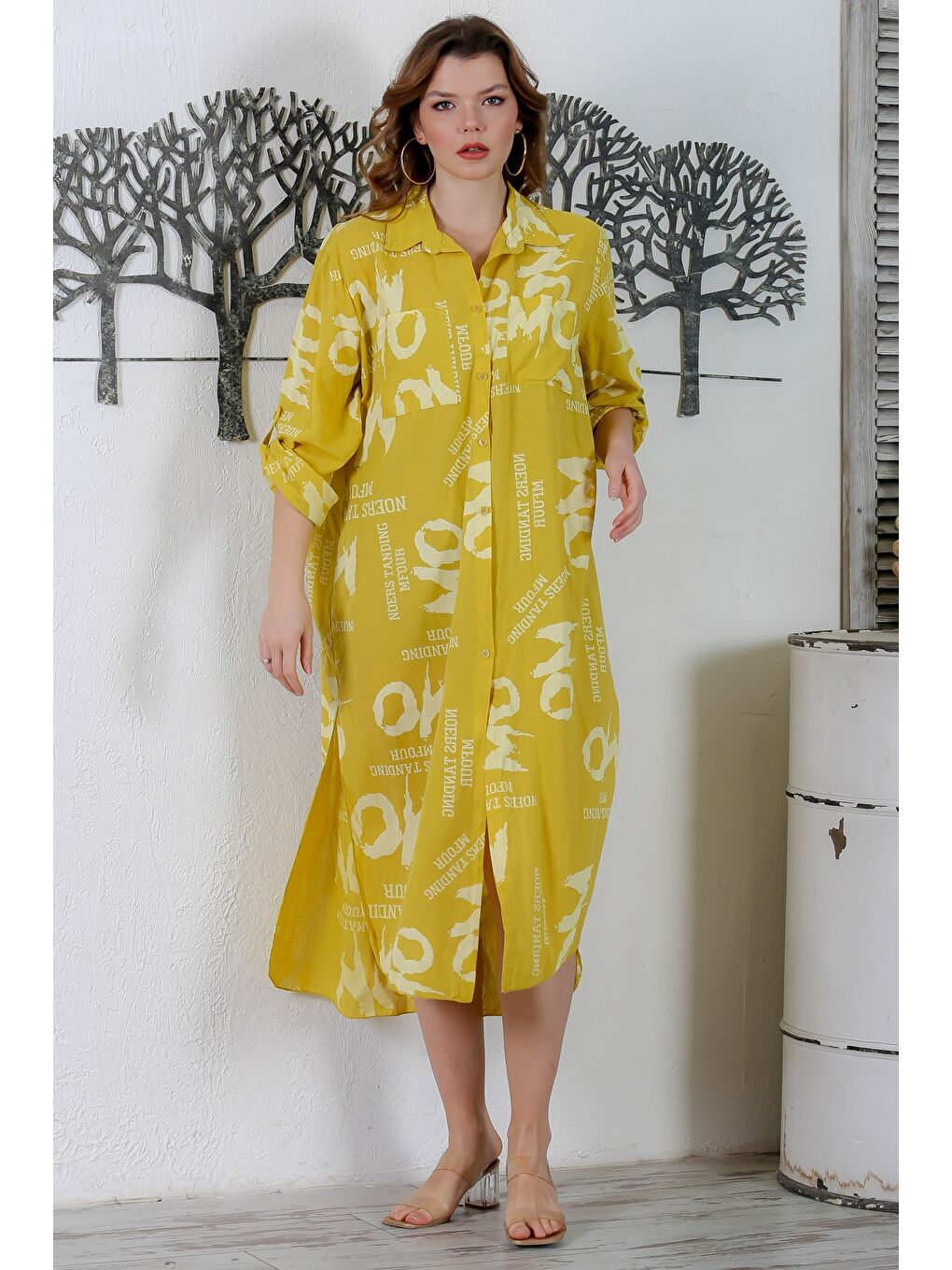 Yeşil İtalyan Limoni Gömlek Yaka Düğmeli Uzun Kollu Çift Cepli Allover Baskılı Dokuma Elbise 130 65-3