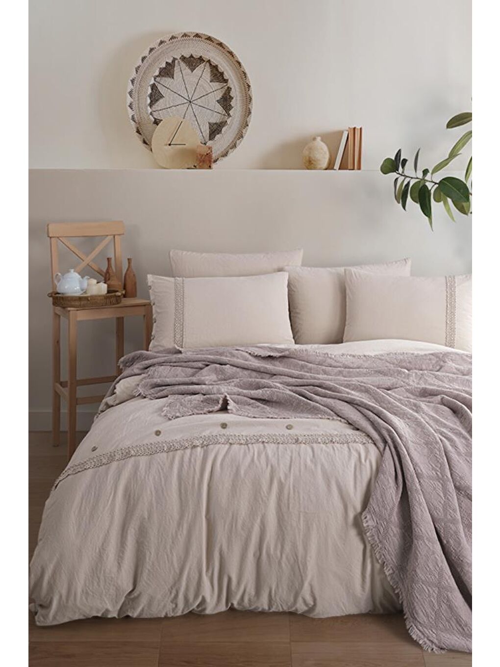 Grace 7 Parça %100 Pamuk Çift Kişilik Pikeli Nevresim Takımı Bej