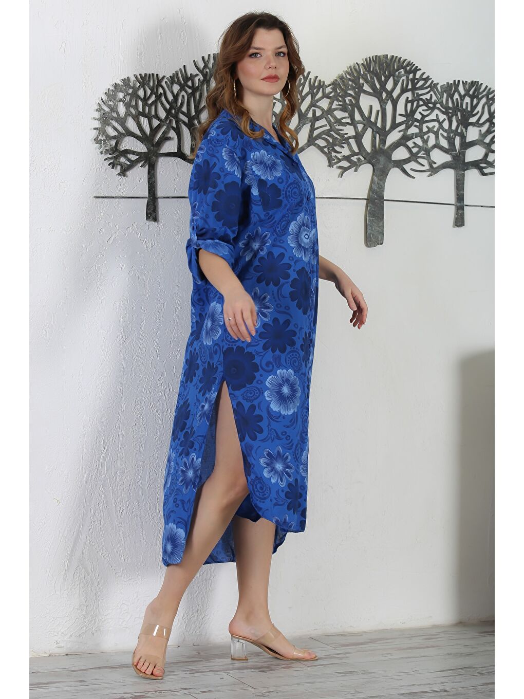 İtalyan Gece Mavisi Gömlek Yaka Düğmeli Uzun Kollu Çift Cepli Allover Baskılı Dokuma Elbise 130 65-2