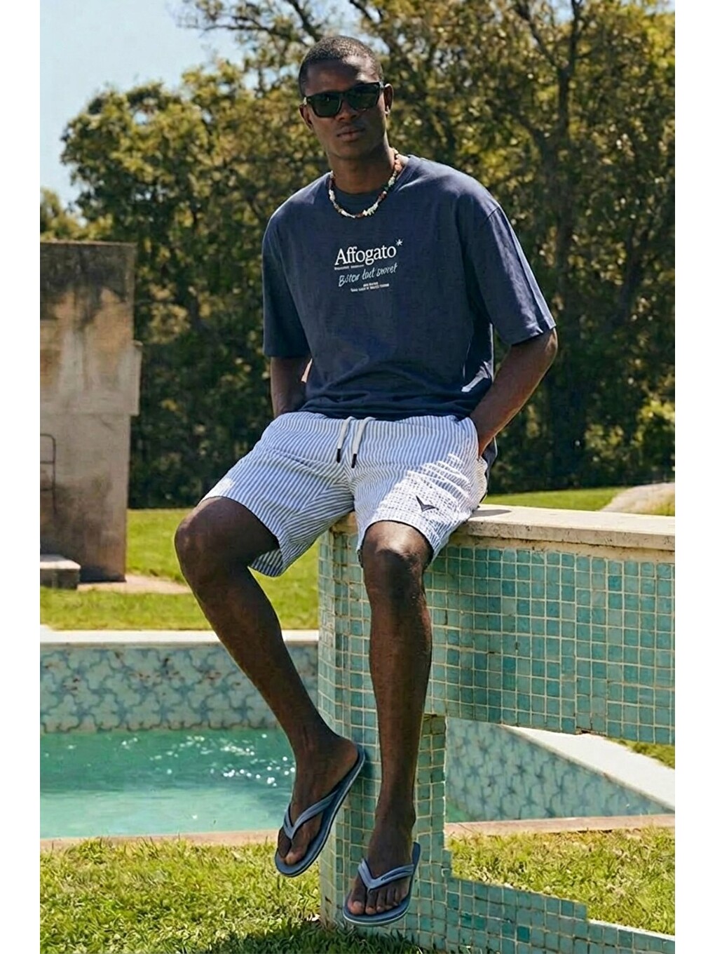 Erkek Relax Fit Beli Lastikli Çizgili Mavi Jogger Şort-2