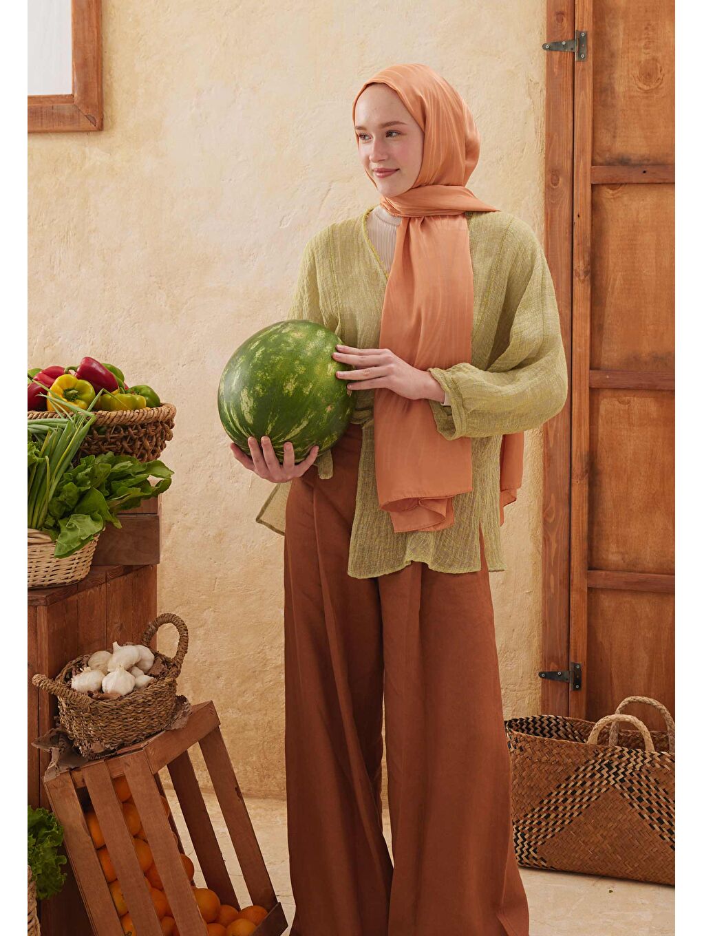 Bej Wave Jakarlı Şal Badem