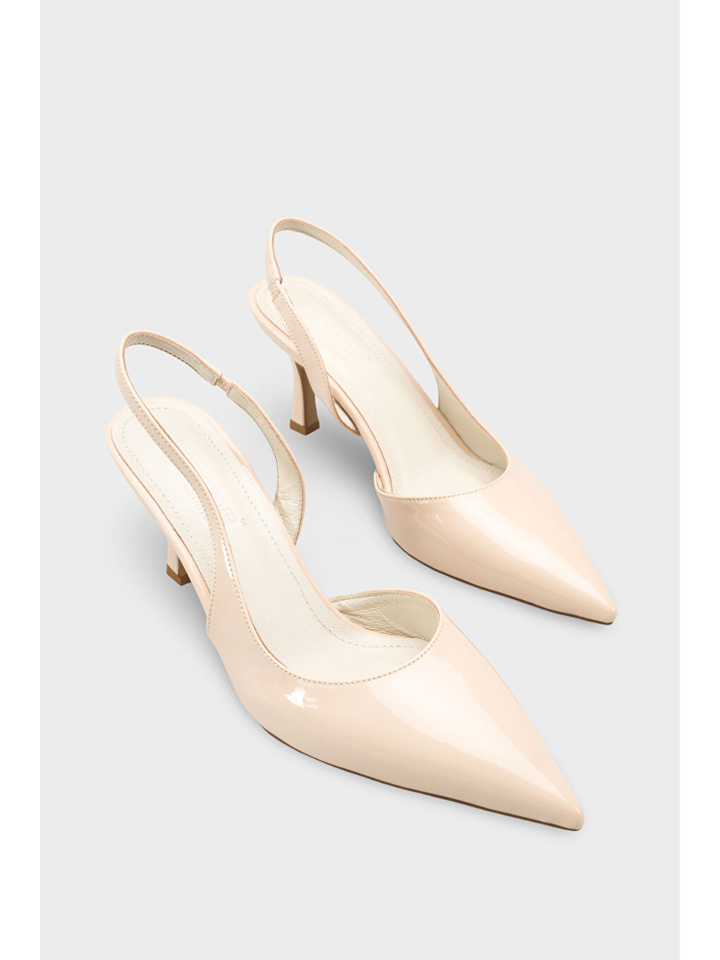 Ekru Ramonda Hakiki Deri Astarlı Sivri Burunlu Orta Topuklu Arkası Açık Kadın Ayakkabı-1