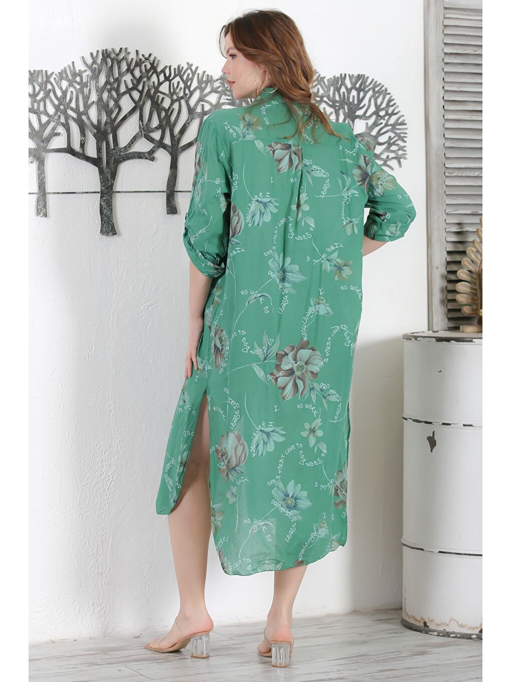İtalyan Yeşil Gömlek Yaka Düğmeli Uzun Kollu Çift Cepli Allover Baskılı Dokuma Elbise 130 65-6