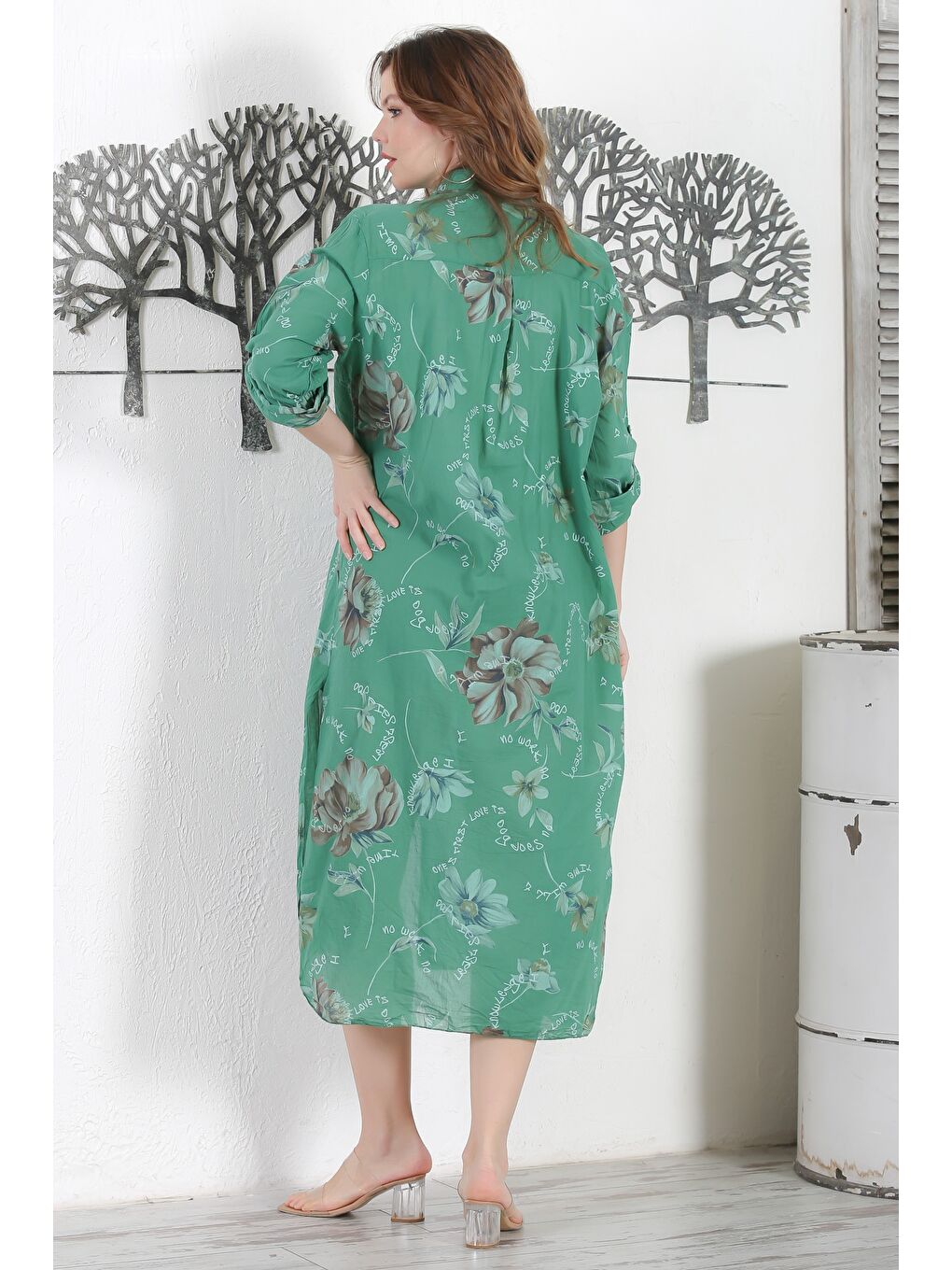 İtalyan Yeşil Gömlek Yaka Düğmeli Uzun Kollu Çift Cepli Allover Baskılı Dokuma Elbise 130 65-7