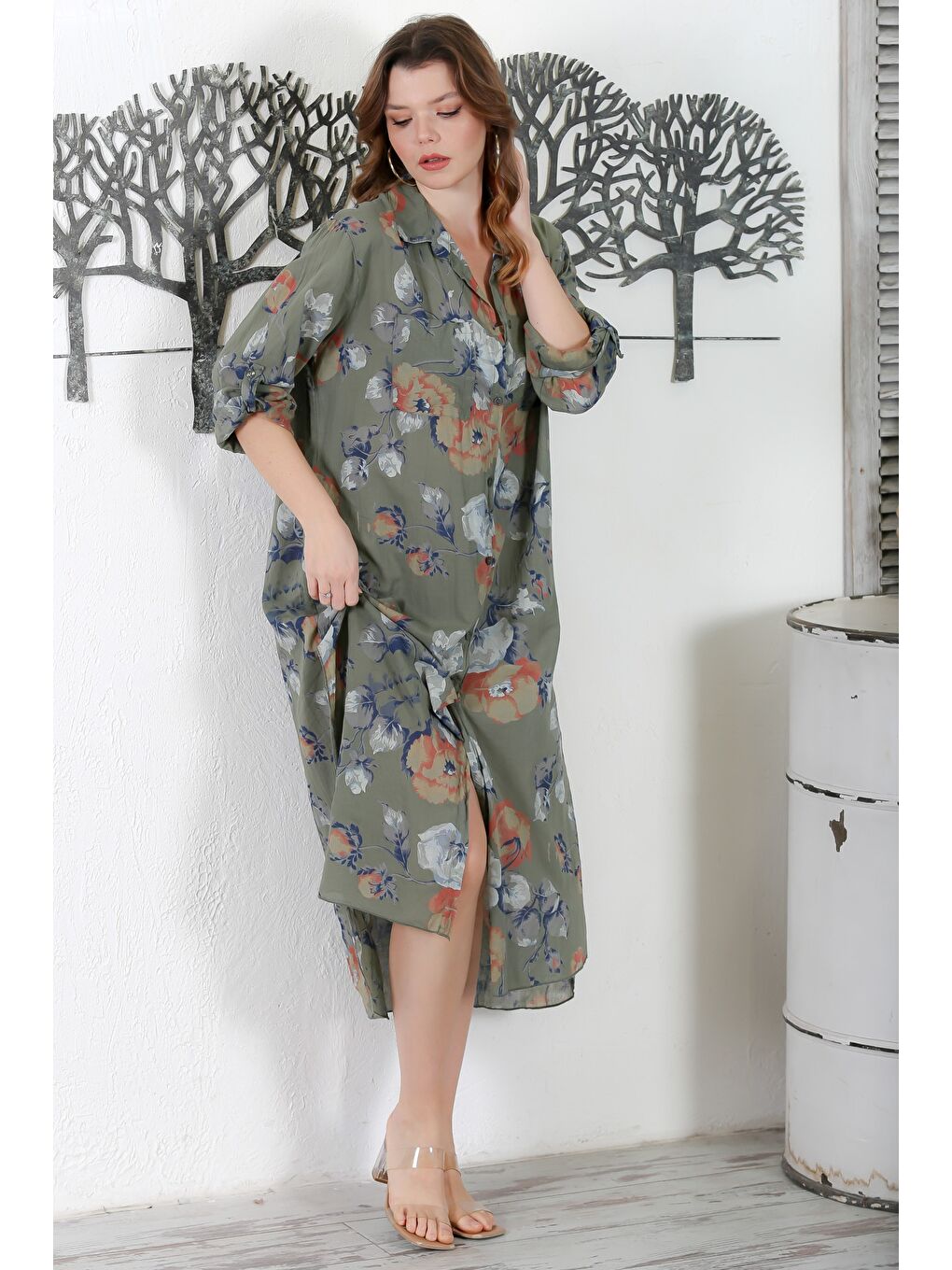 İtalyan Haki Gömlek Yaka Düğmeli Uzun Kollu Çift Cepli Allover Baskılı Dokuma Elbise 130 65-5