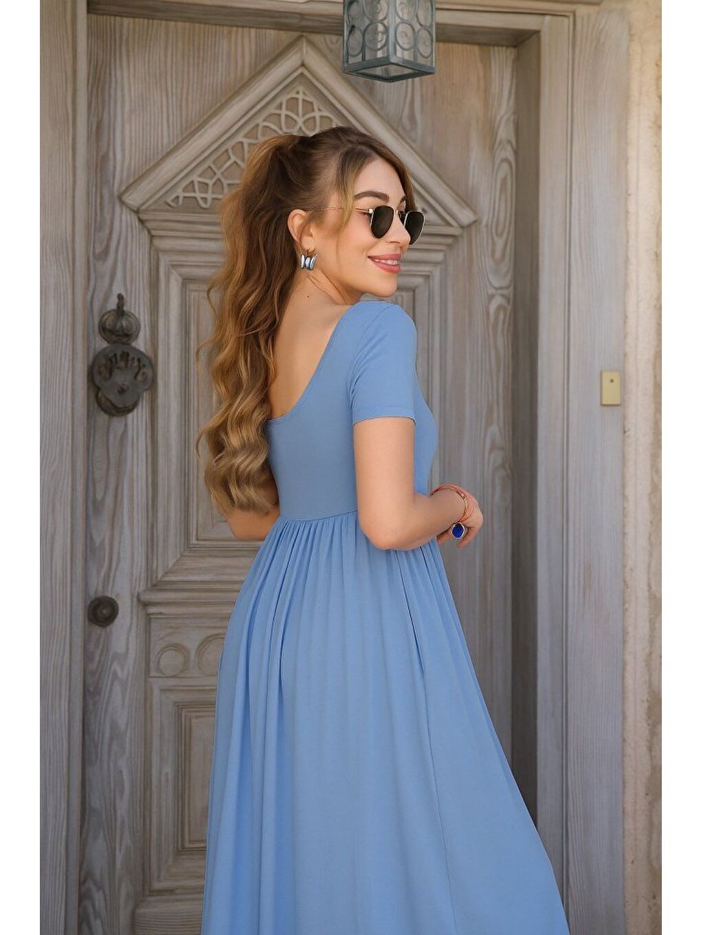 Mavi Kadın Kısa Kollu Yuvarlak Yaka önden Yırtmaçlı Cepli Viskon Uzun Elbise-1