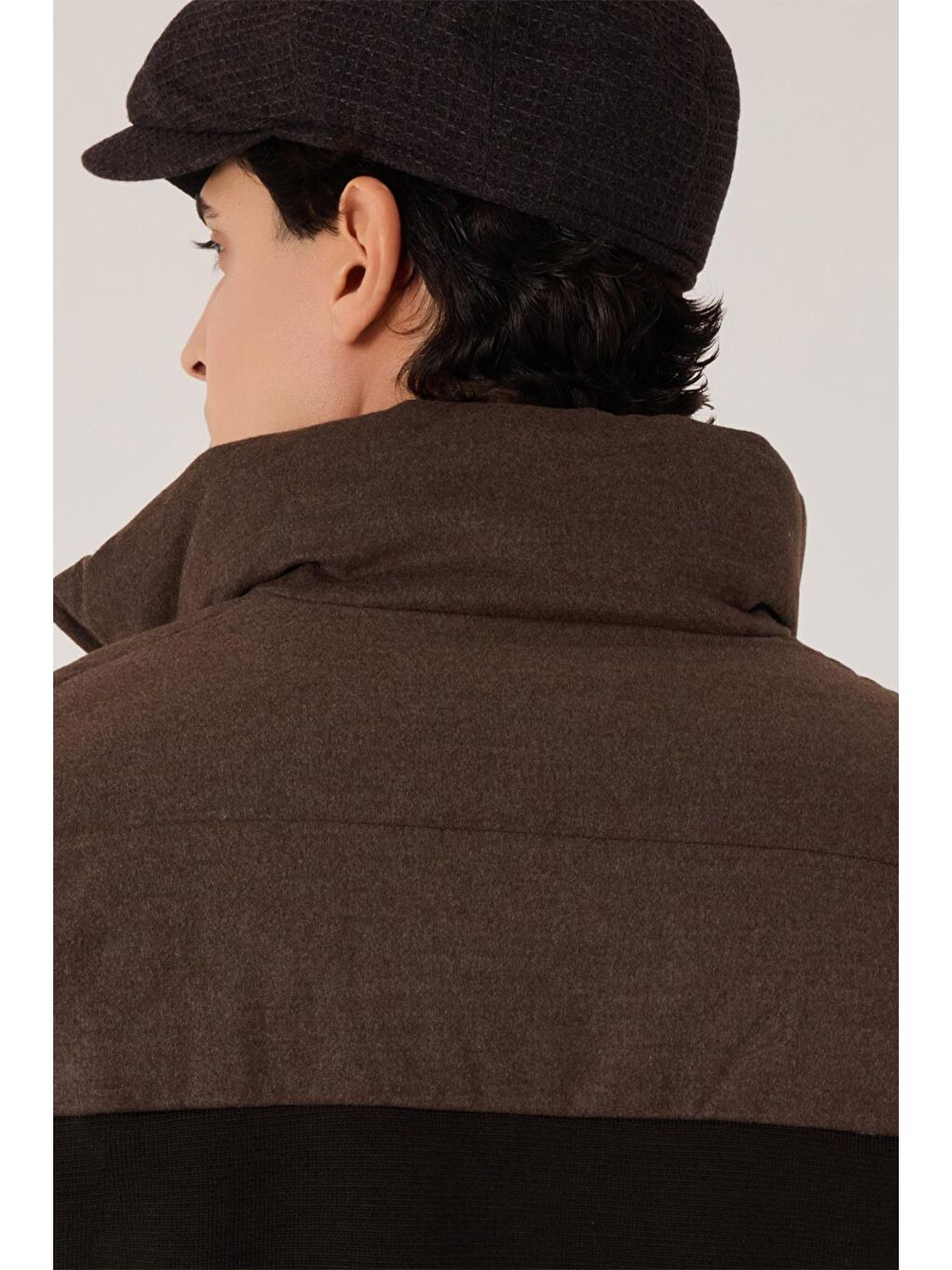 Gri Regular Fit Dik Yaka Yün Karışımlı Triko Mont-5