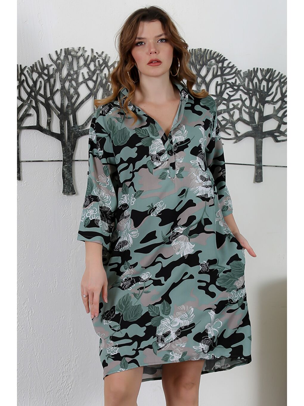 Asker Yeşili Gömlek Yaka Düğmeli 3/4 Kol Kamuflaj Gizli Cepli Baskılı Casual Dokuma Elbise 105 58-2