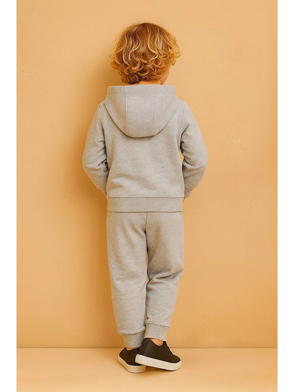 Gri Kapüşonlu Erkek Çocuk Takım 20411-1