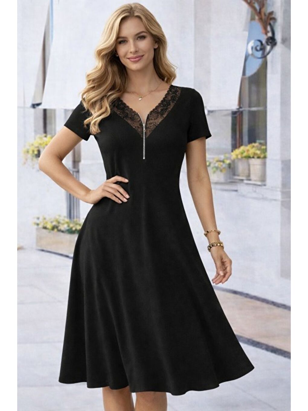 Siyah Kadın Kısa Kollu Dantel V Fermuar Yakalıuzun Viskon Elbise-2