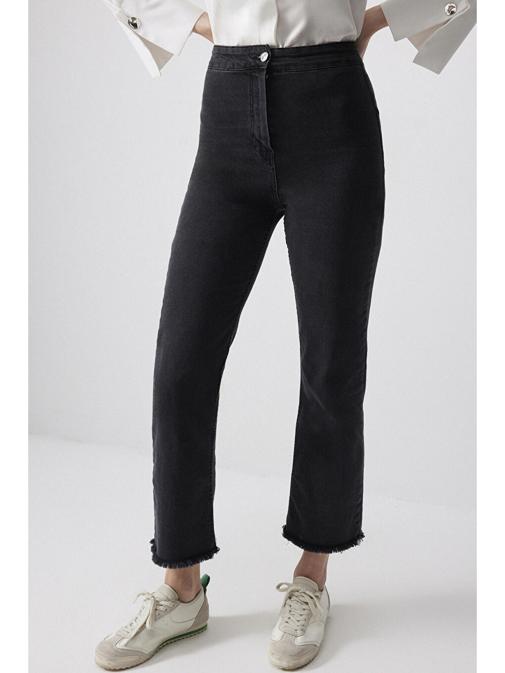 Antrasit Paçası Püsküllü Denim Pantolon-1