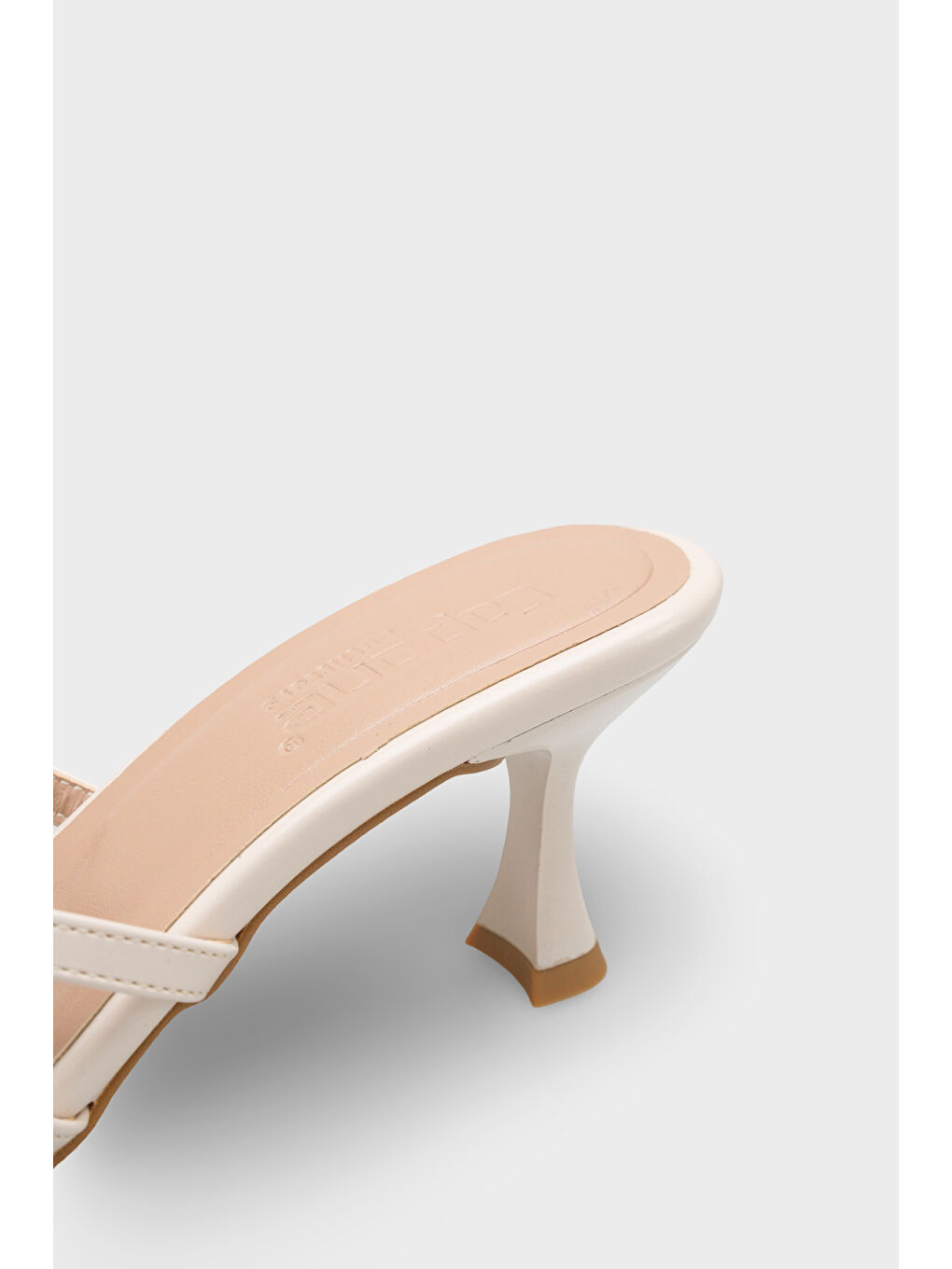 Ekru Holli Sivri Burunlu Bantlı Orta Topuklu Kadın Terlik-3