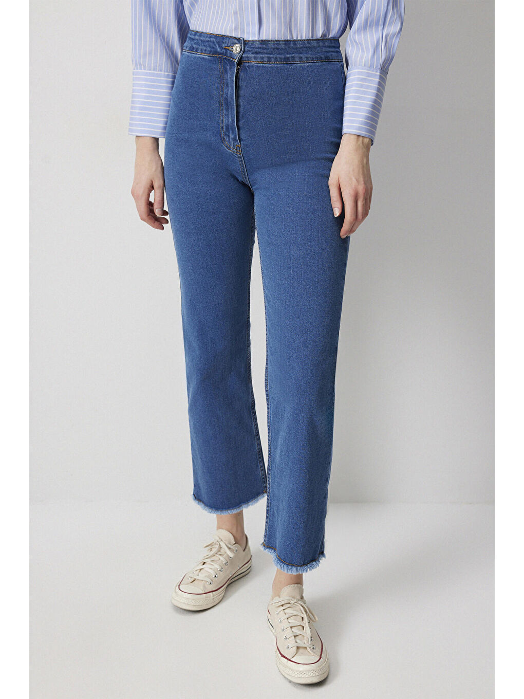 Mavi Paçası Püsküllü Denim Pantolon-1