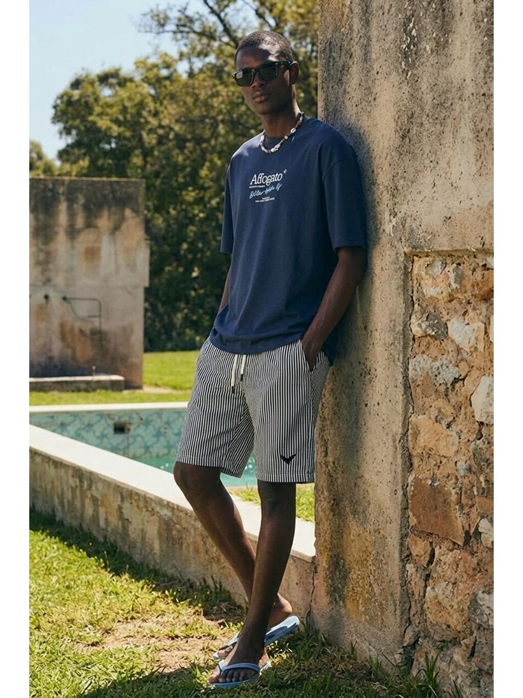 Gri Erkek Relax Fit Beli Lastikli Çizgili Füme Jogger Şort-2