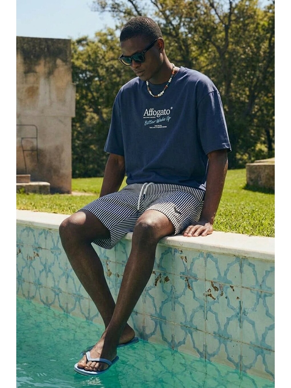 Gri Erkek Relax Fit Beli Lastikli Çizgili Füme Jogger Şort-3
