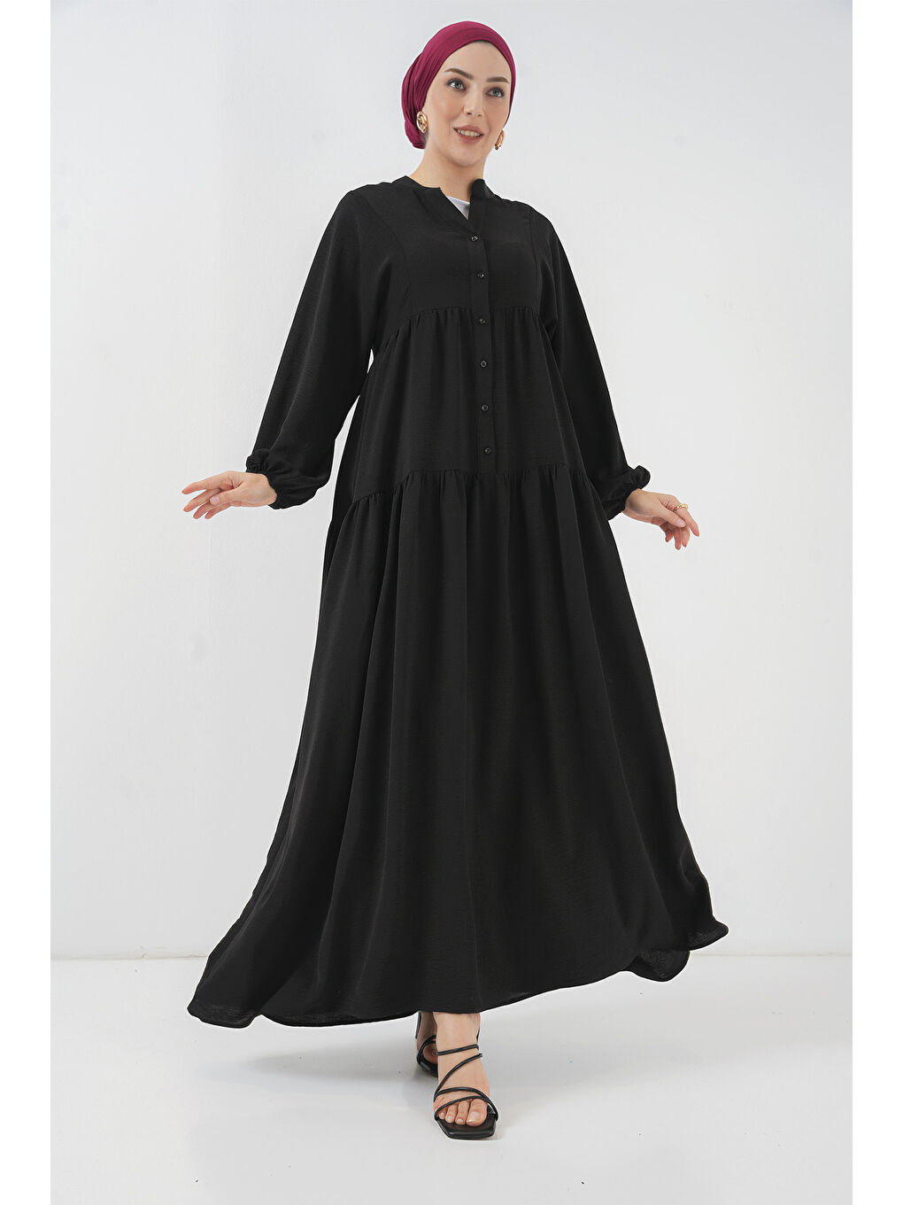 2423 Uzun Siyah Tesettür Elbise-1