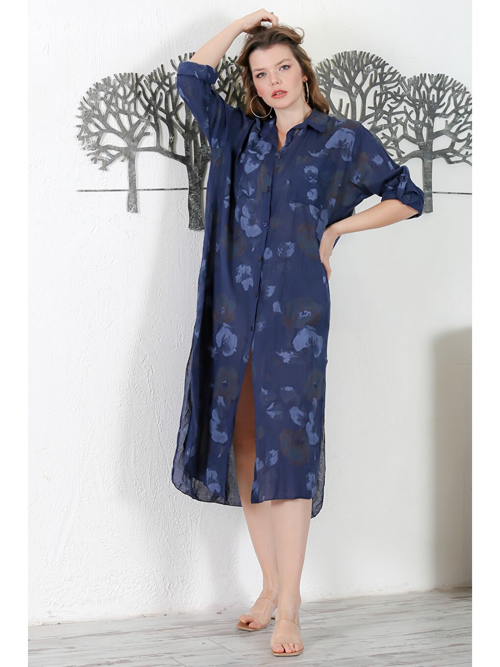 İtalyan Lacivert Gömlek Yaka Düğmeli Uzun Kollu Çift Cepli Allover Baskılı Dokuma Elbise 130 65-2