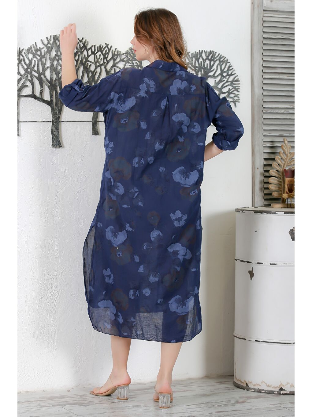 İtalyan Lacivert Gömlek Yaka Düğmeli Uzun Kollu Çift Cepli Allover Baskılı Dokuma Elbise 130 65-7