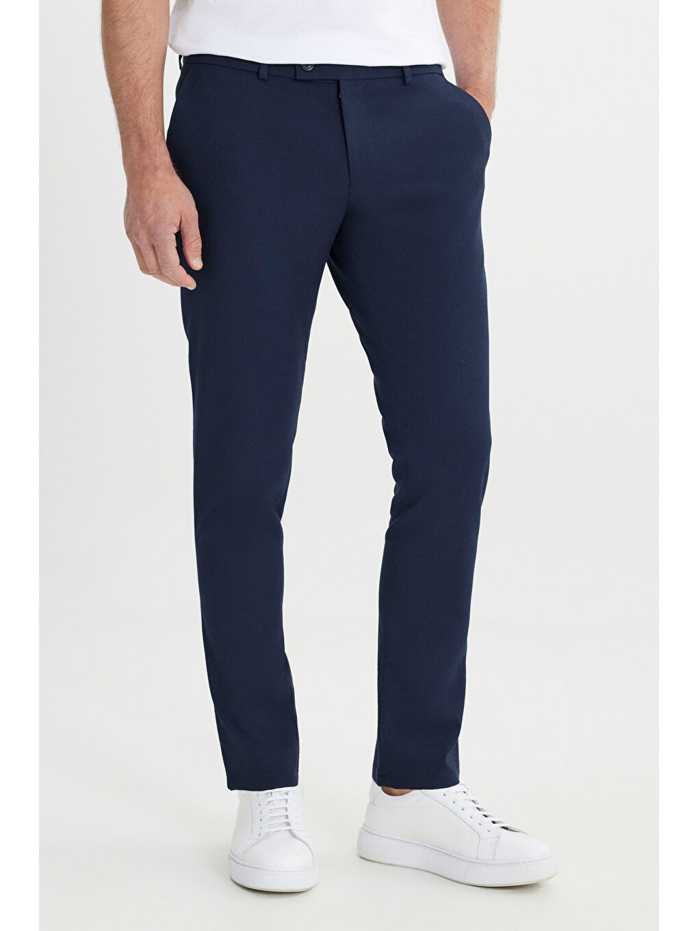 Erkek Lacivert Slim Fit İtalyan Kesim Yan Cepli Esnek Casual Pantolon