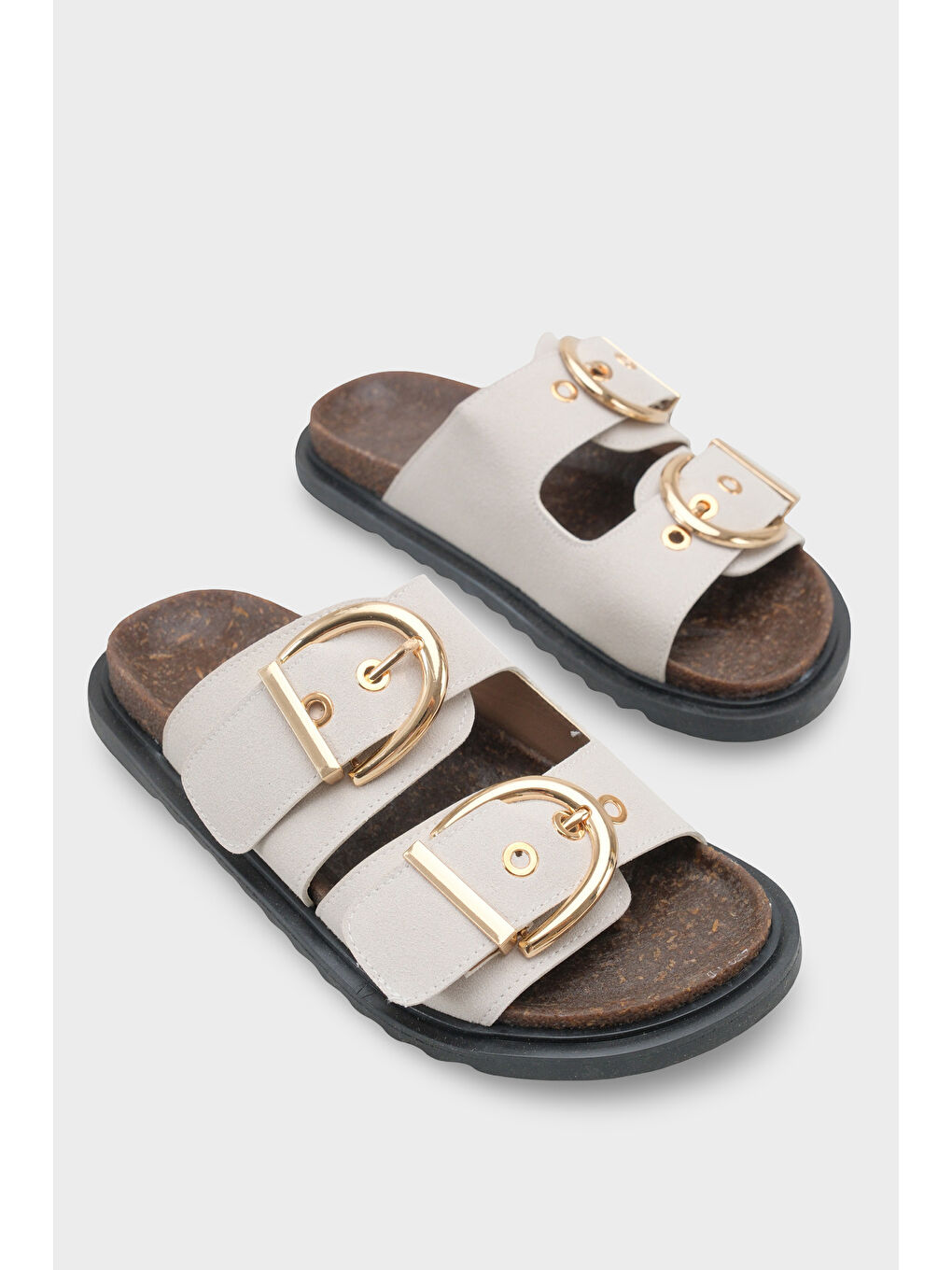 Bej Zelda Düz Topuklu Metal Tokalı Konfor Kadın Terlik-1