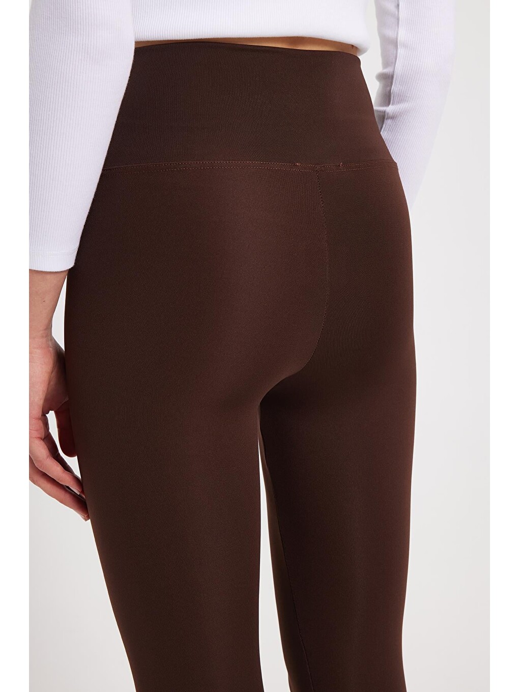 Kadın Slim Fit Dar Kesim Scuba Kumaş Beli Lastikli Kahverengi Tayt-7