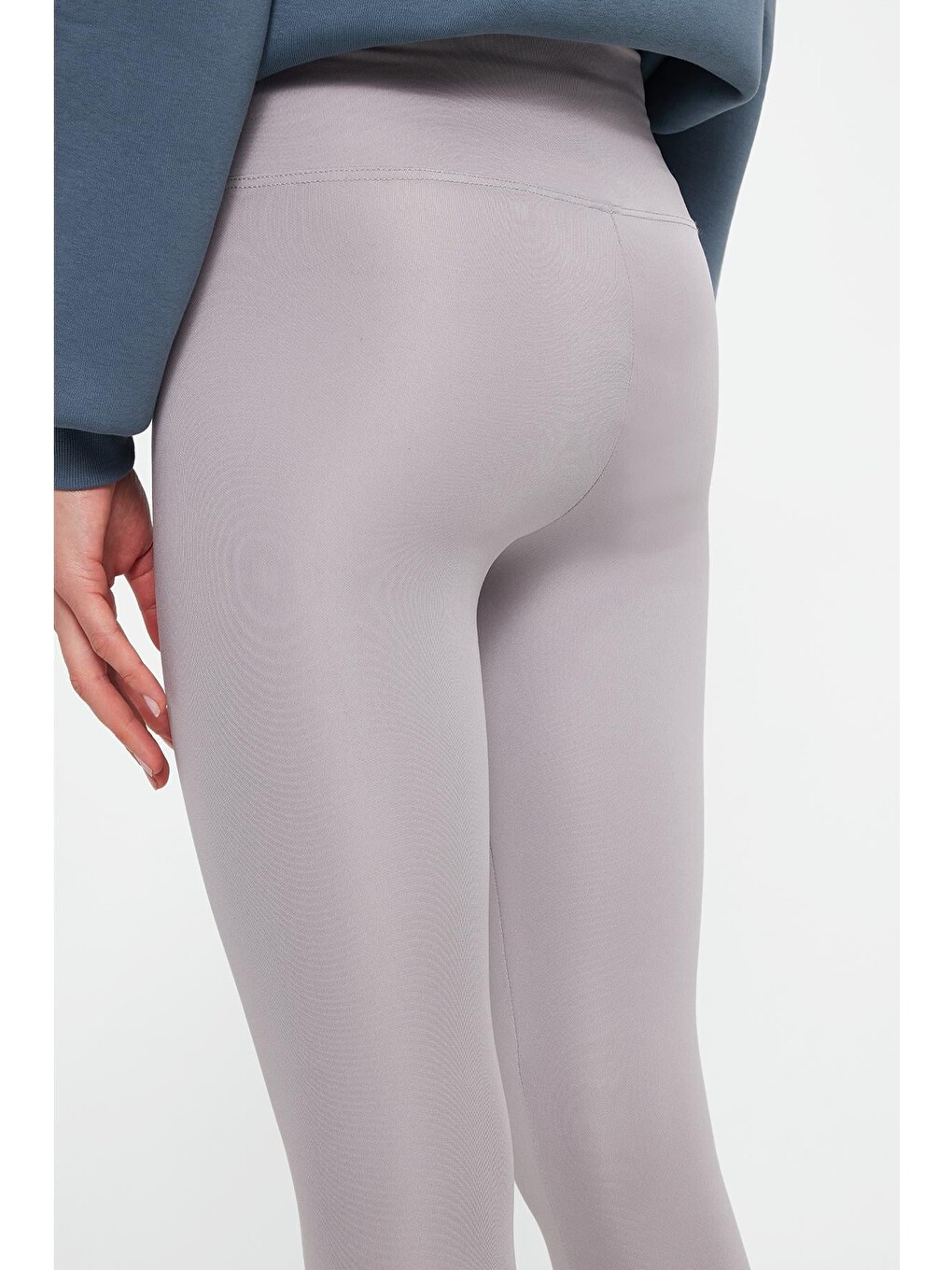 Kadın Slim Fit Dar Kesim Scuba Kumaş Beli Lastikli Gri Tayt-6