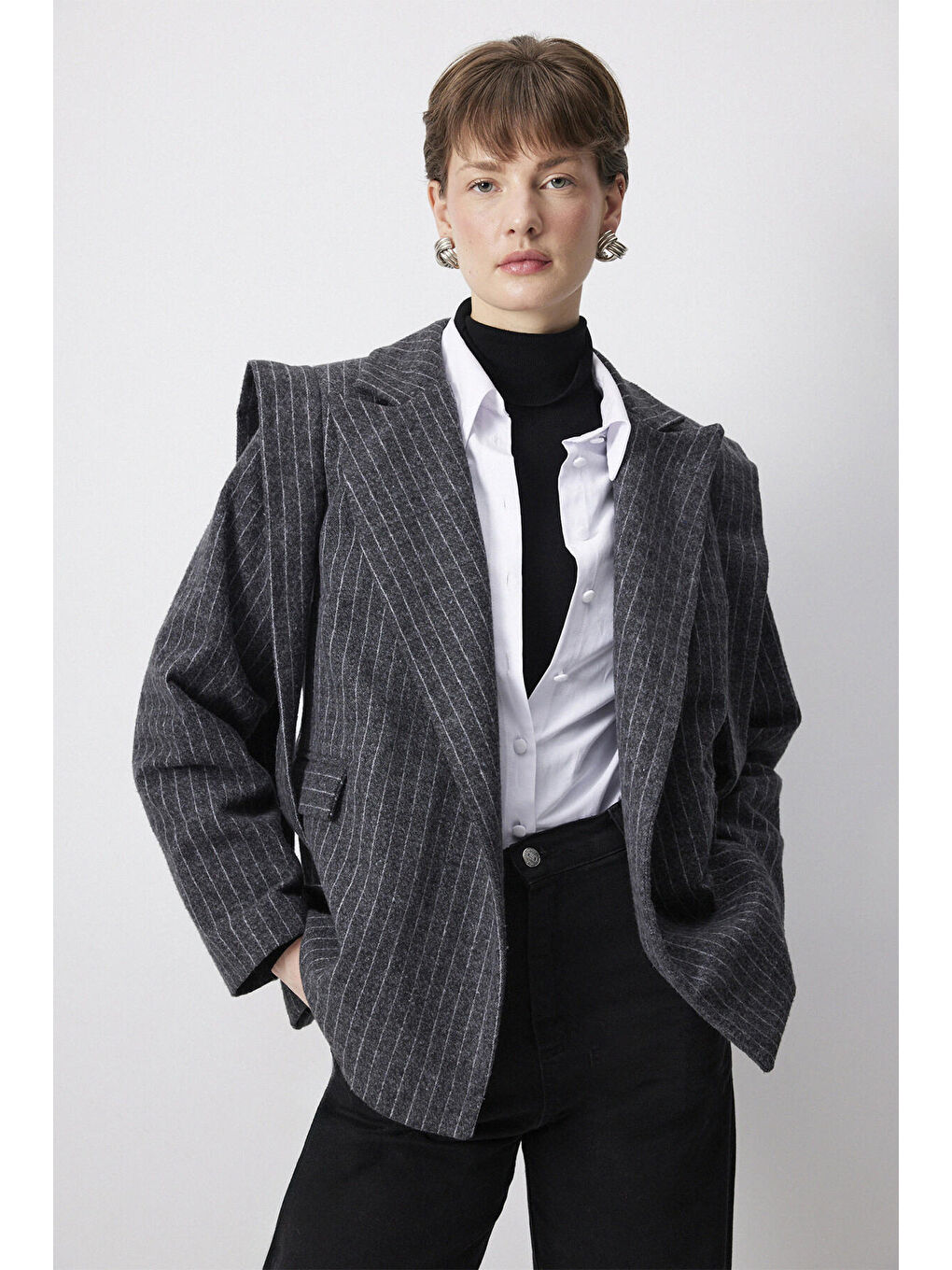 Antrasit Kemer Detaylı Ceket