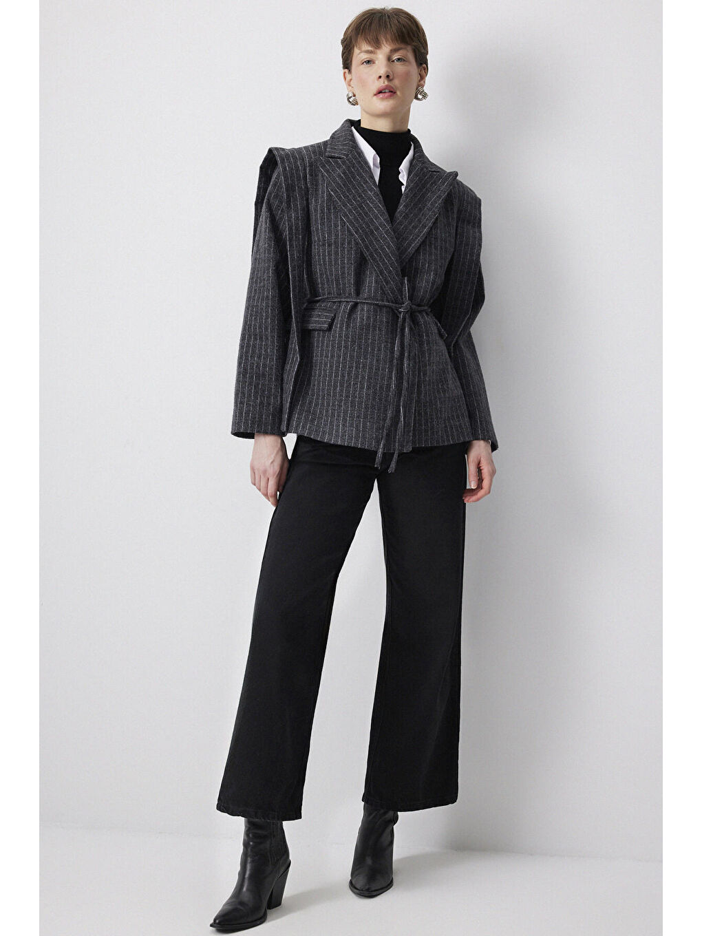 Antrasit Kemer Detaylı Ceket-1