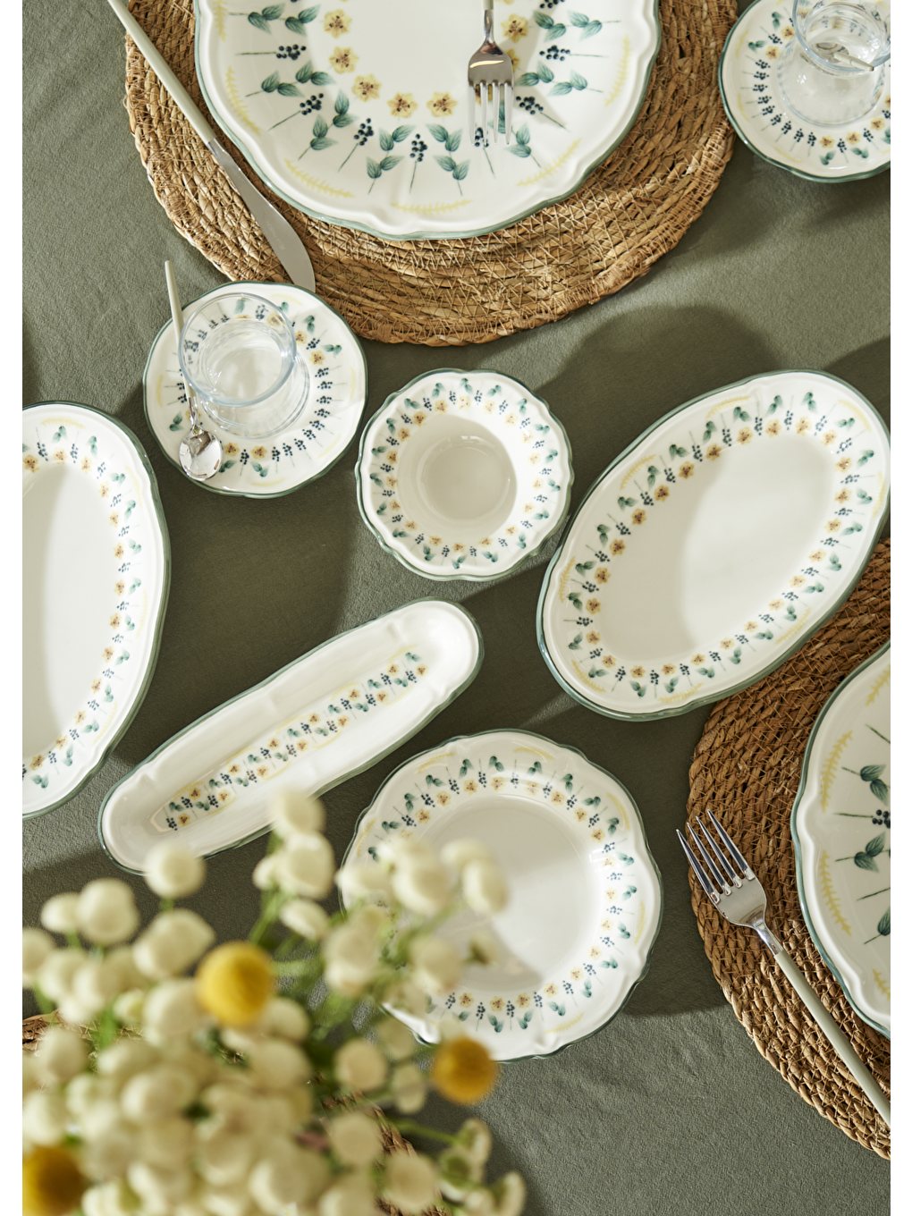 Adelina Stoneware 52 Parça 12 Kişilik Kahvaltı Takımı Yeşil-2