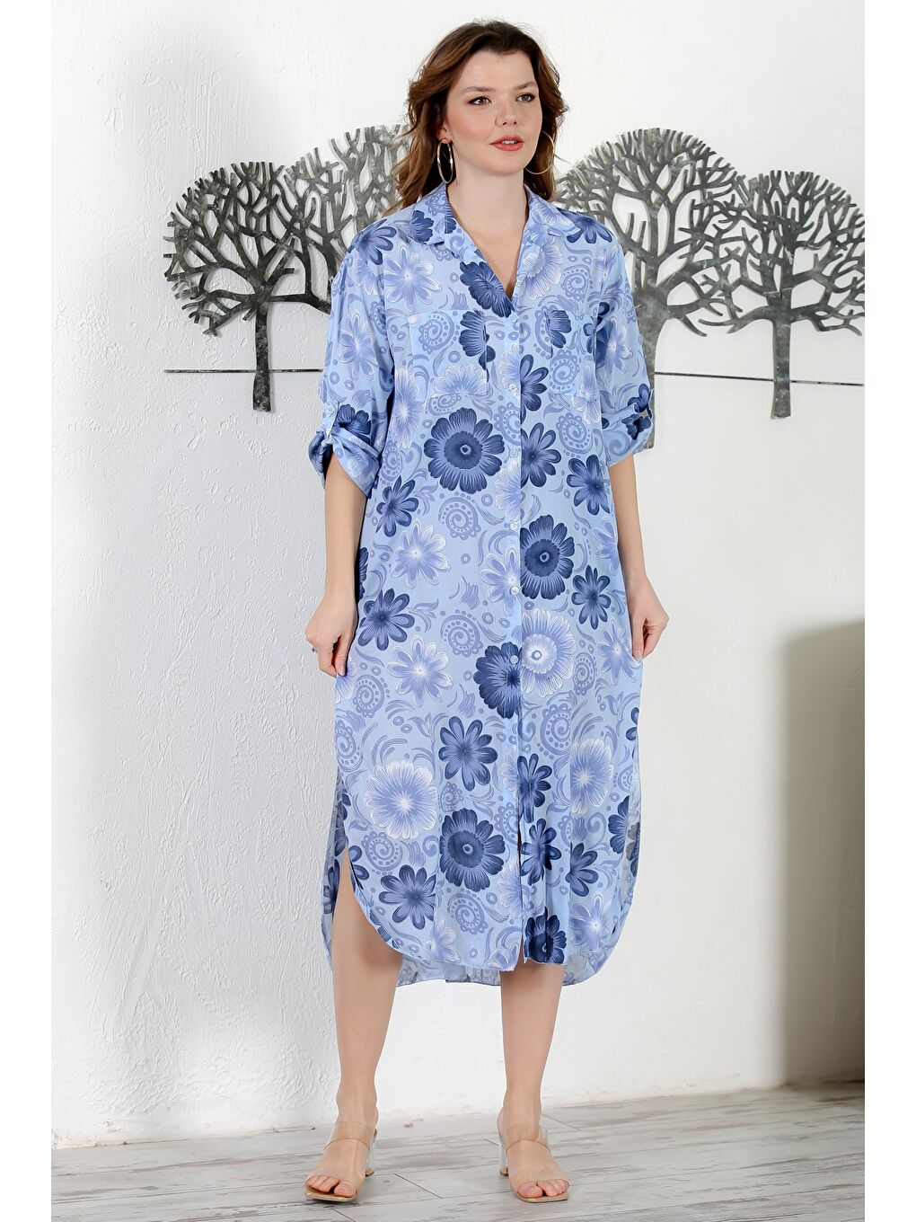 İtalyan Açık Mavi Gömlek Yaka Düğmeli Uzun Kollu Çift Cepli Allover Baskılı Dokuma Elbise 130 65-1