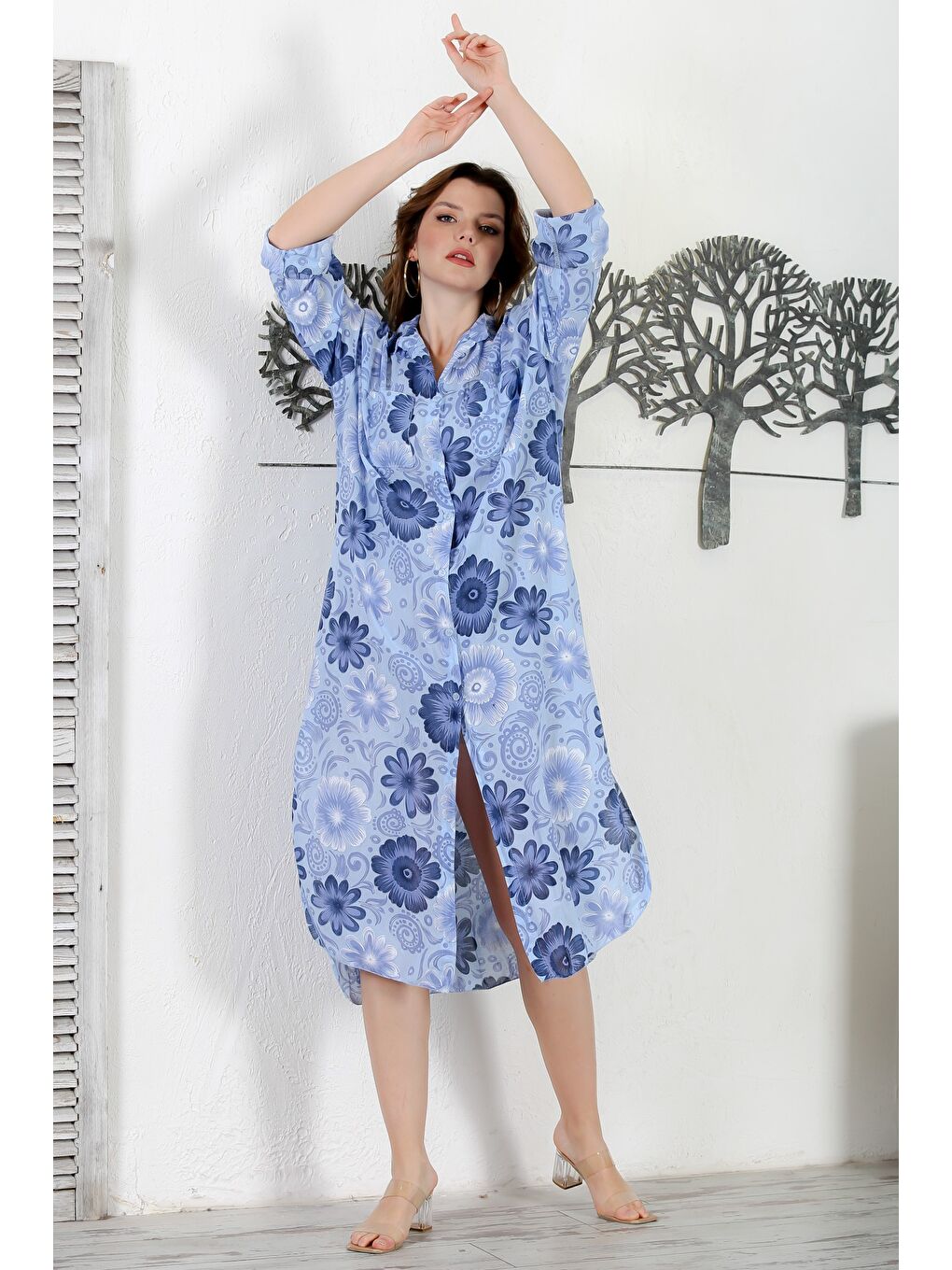 İtalyan Açık Mavi Gömlek Yaka Düğmeli Uzun Kollu Çift Cepli Allover Baskılı Dokuma Elbise 130 65-6