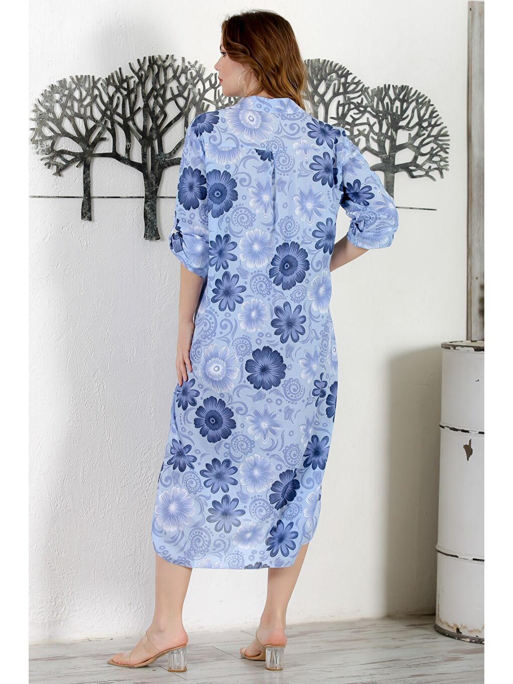 İtalyan Açık Mavi Gömlek Yaka Düğmeli Uzun Kollu Çift Cepli Allover Baskılı Dokuma Elbise 130 65-7