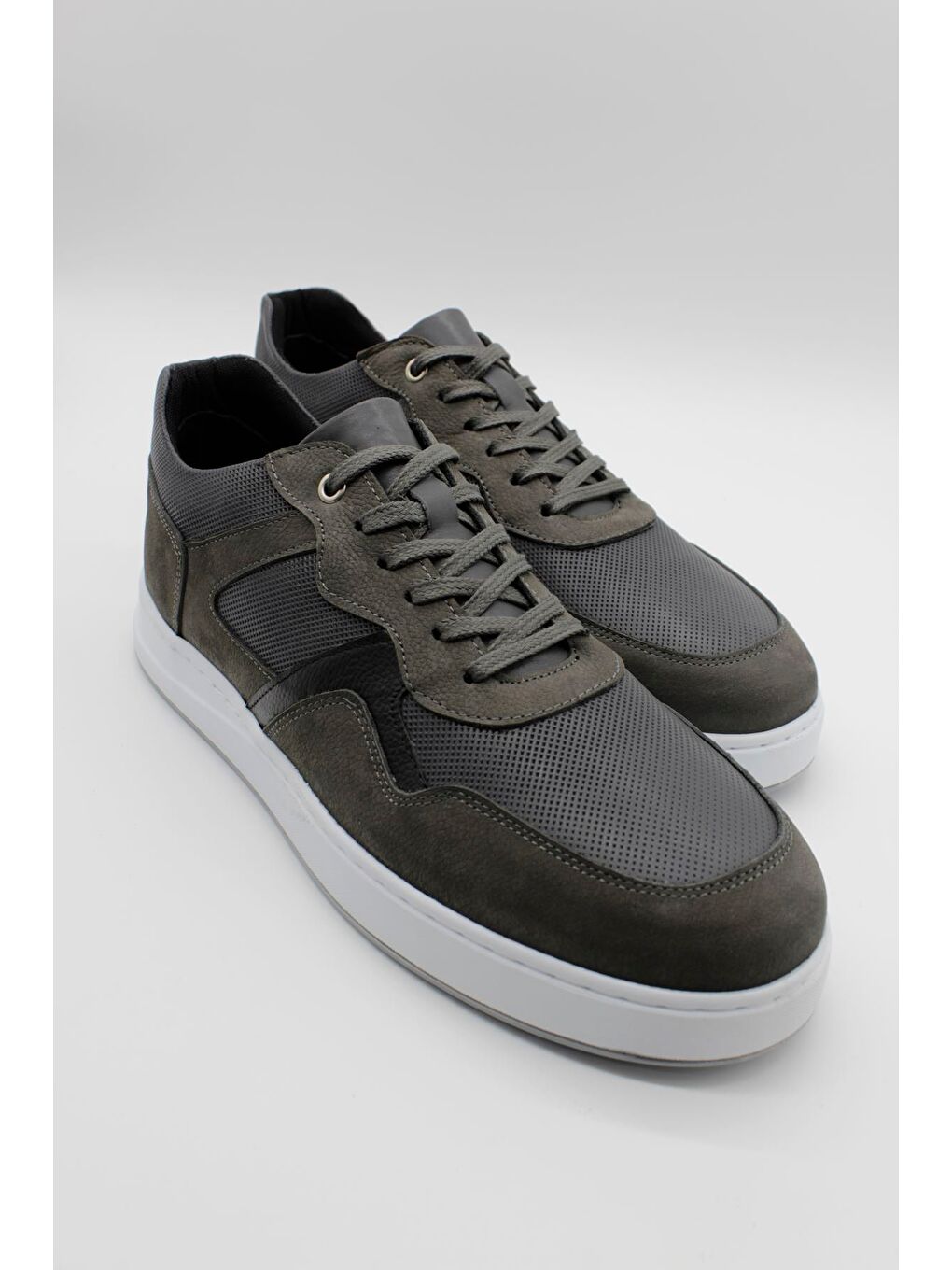 Gri Hakiki Deri Garnili Bağcıklı Casual Ayakkabı 1033240170-2