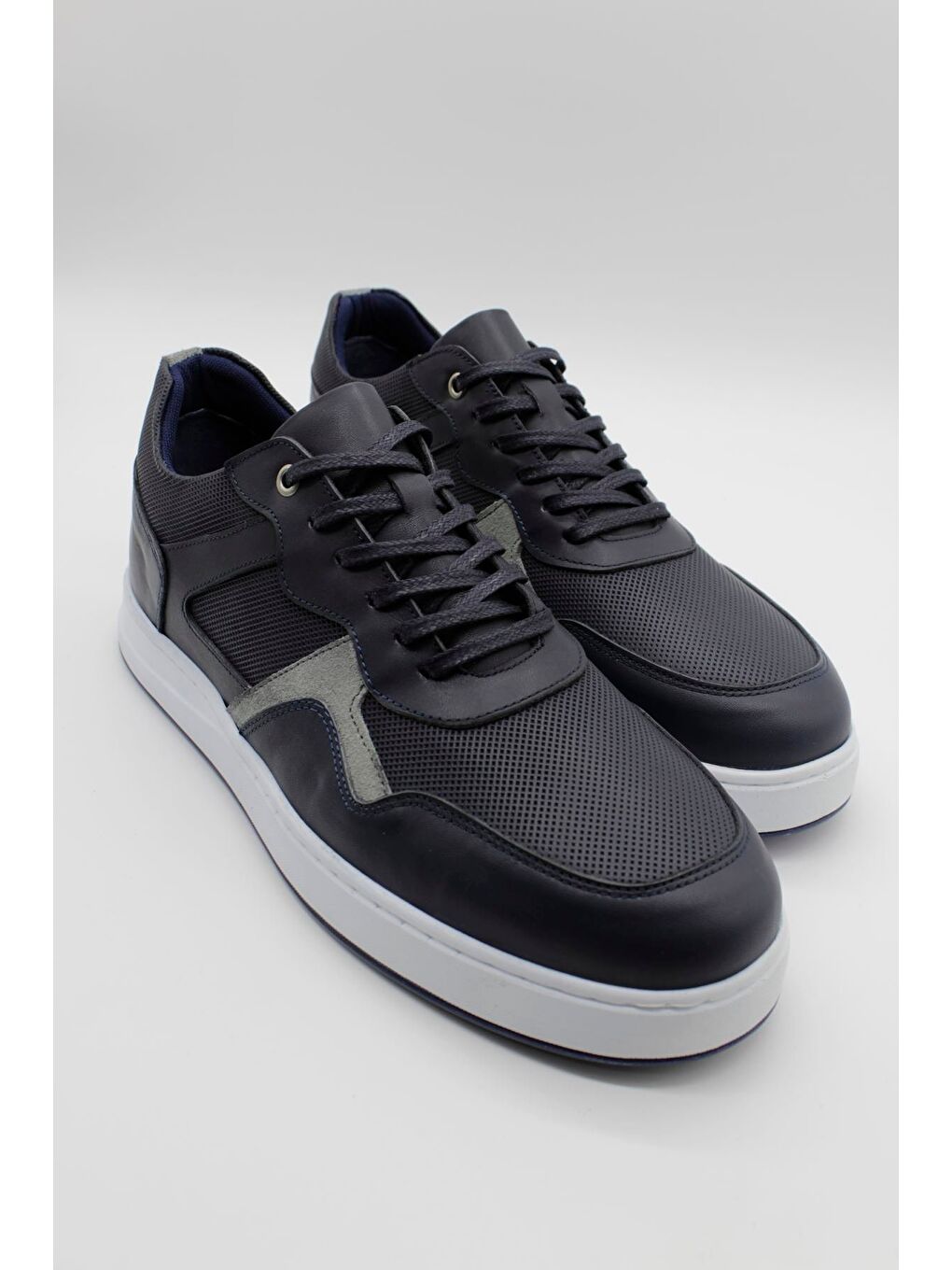 Koyu Lacivert Hakiki Deri Garnili Bağcıklı Casual Ayakkabı 1033240170-1