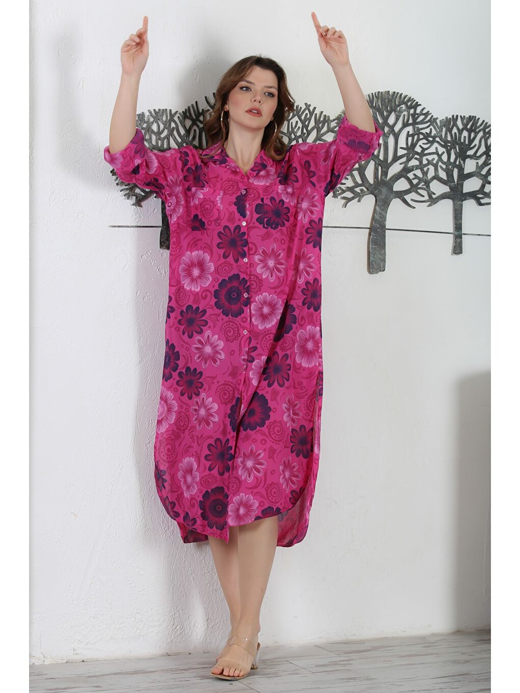 İtalyan Fuşya Gömlek Yaka Düğmeli Uzun Kollu Çift Cepli Allover Baskılı Dokuma Elbise 130 65-4