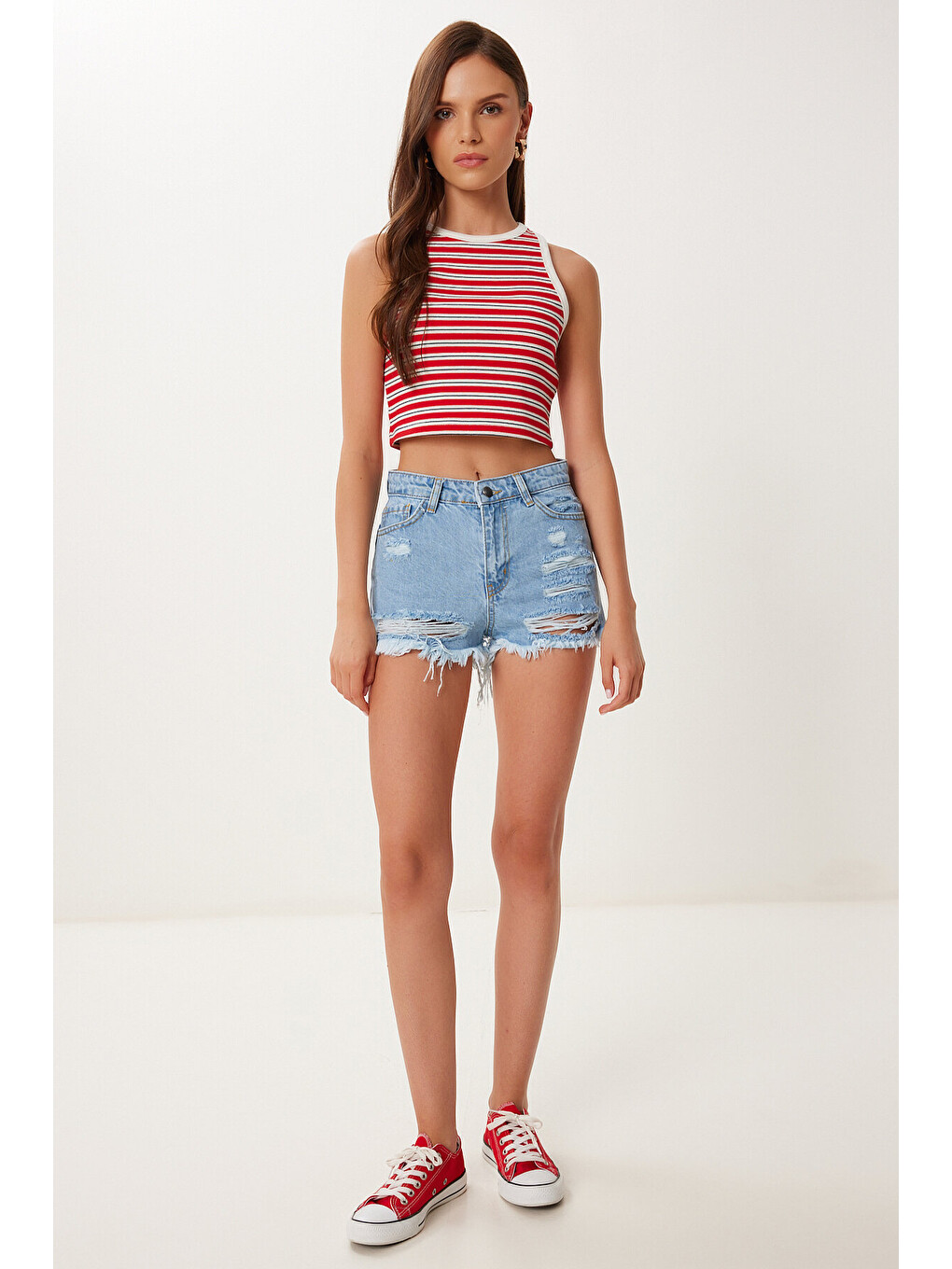 Mavi Yırtık Mini Denim Şort AÇIK MAVİ LCR0085-2
