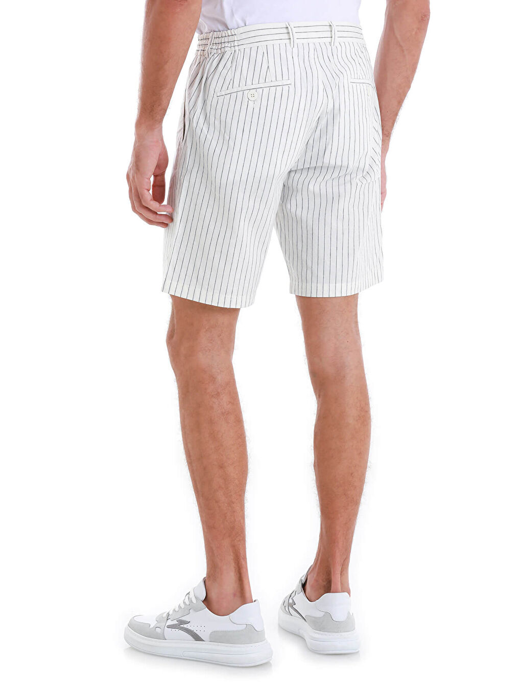 Beyaz Dinamik Fit Çizgili Yandan Cepli Keten Şort-4