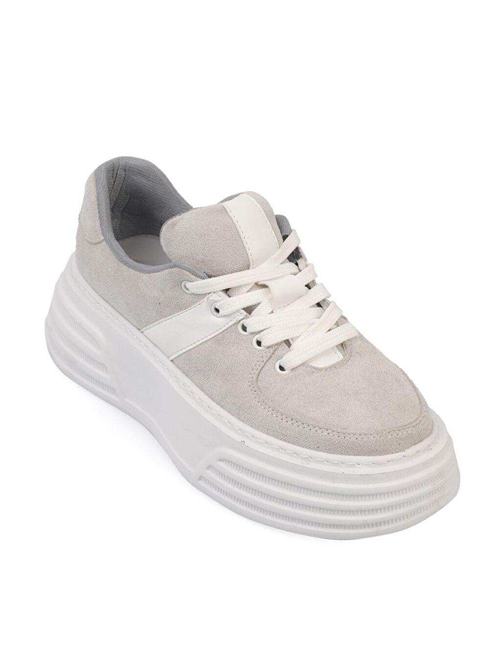 Gri Bağcıklı Kadın Spor Ayakkabı