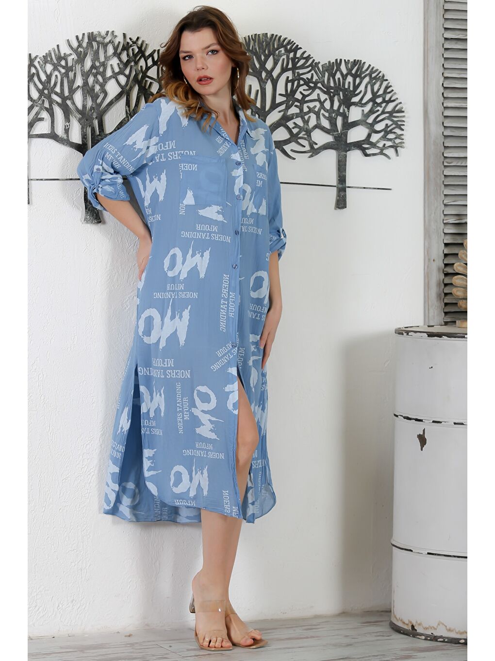 İtalyan Gök Mavisi Gömlek Yaka Düğmeli Uzun Kollu Çift Cepli Allover Baskılı Dokuma Elbise 130 65-4