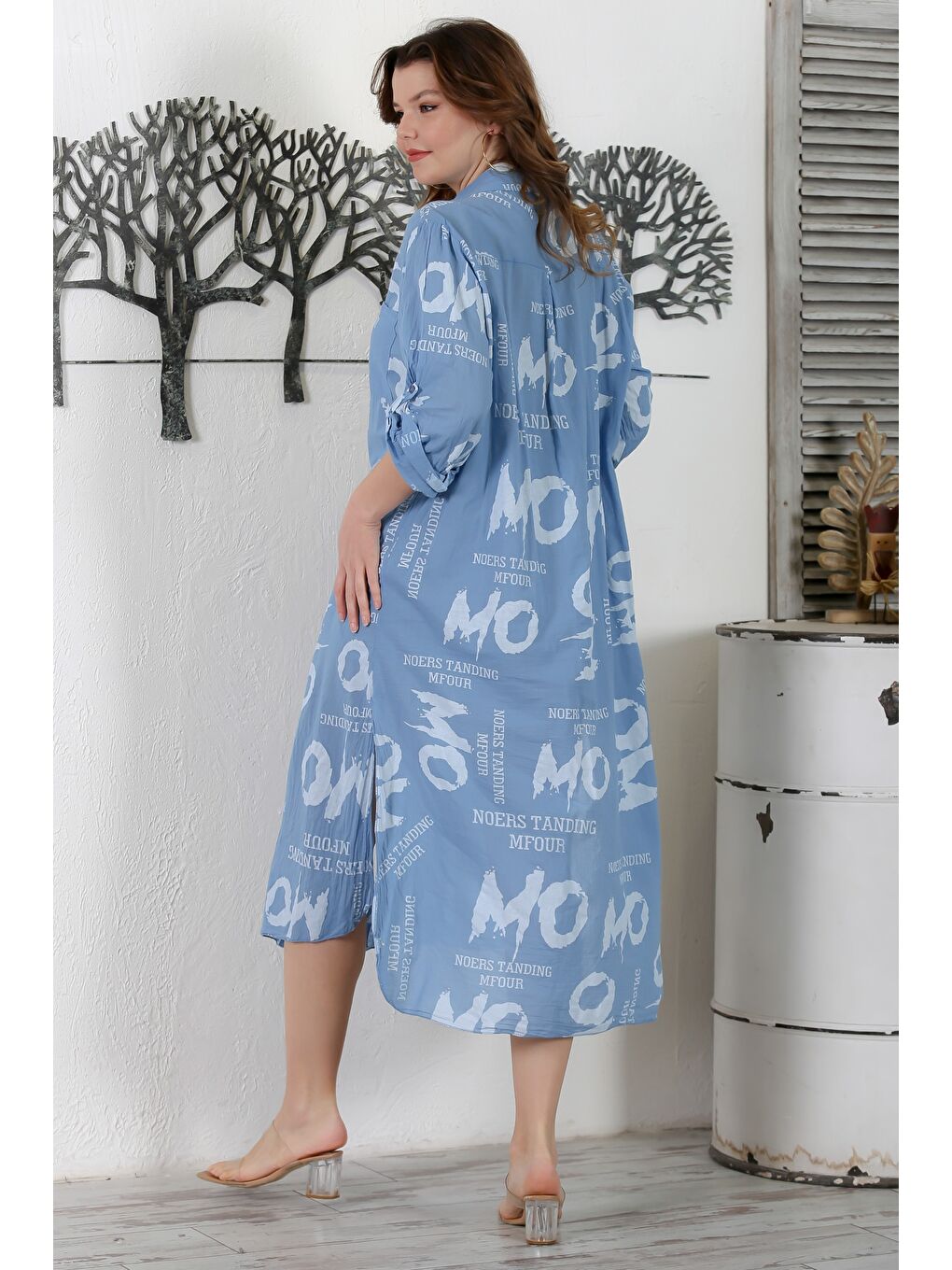 İtalyan Gök Mavisi Gömlek Yaka Düğmeli Uzun Kollu Çift Cepli Allover Baskılı Dokuma Elbise 130 65-6